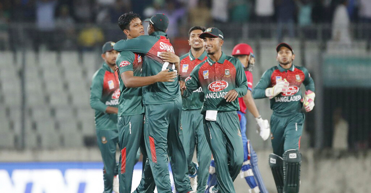 ঢাকায় পৌঁছেছে বাংলাদেশ দল