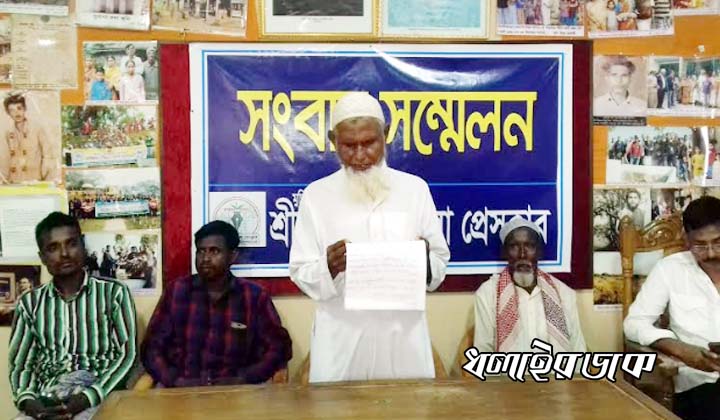 শ্রীমঙ্গলে সরকারী প্রাথমিক বিদ্যালয়ের গাছ কেটে নিয়েছেন ইউপি সদস্য