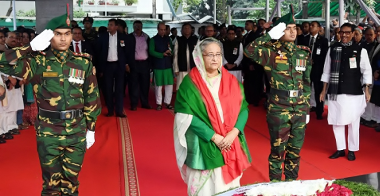 বিজয় দিবসে বঙ্গবন্ধুর প্রতি প্রধানমন্ত্রীর শ্রদ্ধা
