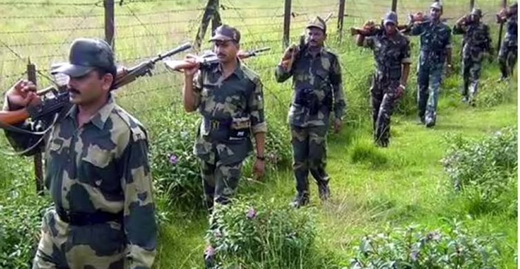 রাজশাহী সীমান্ত থেকে ৫ বাংলাদেশিকে ধরে নিয়ে গেছে বিএসএফ