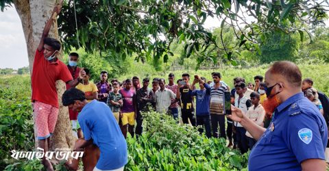 কমলগঞ্জে কবরস্থানের গাছের গোড়ায় বসে ফাঁস লাগানো যুবকের মরদেহ উদ্ধার