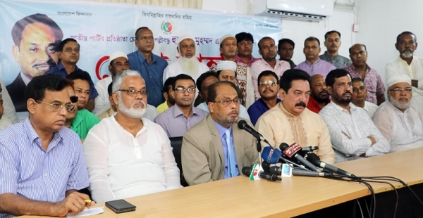 এরশাদ যতদিন বেঁচে থাকবেন ততদিন লাইফ সার্পোট