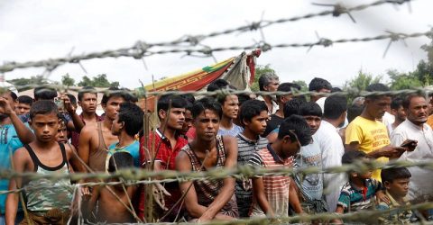 রোহিঙ্গা ক্যাম্পে বেড়া : একমত সশস্ত্র বাহিনী-সংসদীয় কমিটি