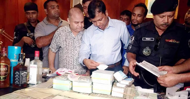 ‘গ্রেফতার না করতে’ র্যাবকে ১০ কোটির প্রস্তাব দেন জি কে শামীম
