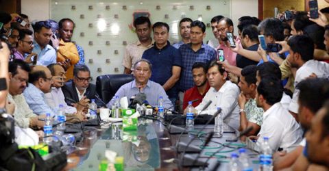 বিসিবি সভাপতির সঙ্গে বৈঠকে ক্রিকেটাররা