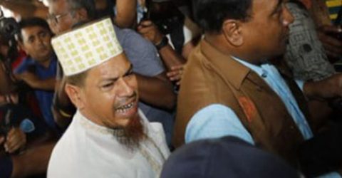 রায় শুনে কান্নায় ভেঙে পড়লেন অধ্যক্ষ সিরাজ