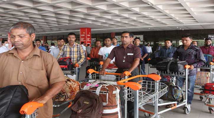 সৌদিতে ধরপাকড় : একদিনেই ফিরলেন ২০০ বাংলাদেশি