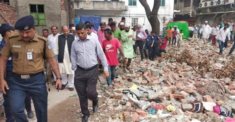 রেলের জায়গা দখল করে পার্ক নির্মাণ, কাজ বন্ধ করলেন মন্ত্রী