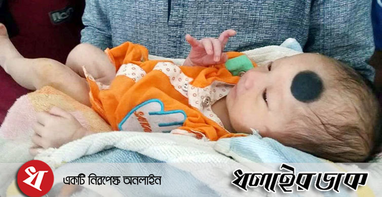 রাস্তায় ফেলে যাওয়া শিশুটিকে দত্তক নিতে হাসপাতালে ভিড়