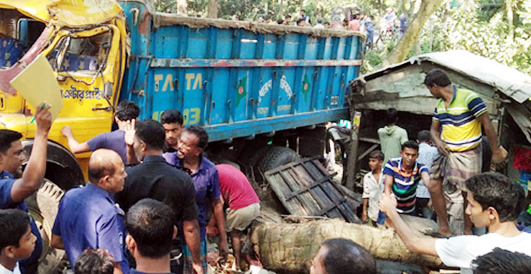 ঝিনাইদহে ট্রাক-মাহেন্দ্র সংঘর্ষে ৩ নারী নিহত