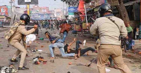 ভারতের উত্তরপ্রদেশে আইনশৃঙ্খলাবাহিনীর সঙ্গে সংঘর্ষে নিহত ৬