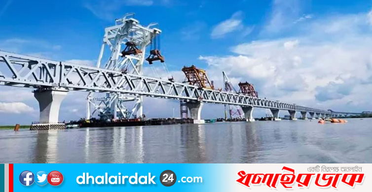 বসলো ৪০তম স্প্যান, দৃশ্যমান হলো পদ্মাসেতুর ৬ কিলোমিটার