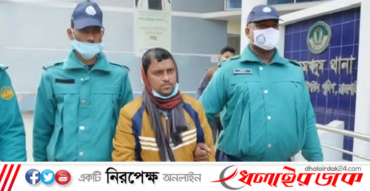 টাকা দিয়েও মিলল না রেহাই, আপত্তিকর ভিডিও ইন্টারনেটে ছাড়ল সাবেক প্রেমিক