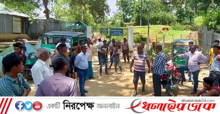 কমলগঞ্জের নন্দরানী চা বাগানের সড়কের গেইটে তালা, ভোগান্তিতে সাধারণ মানুষ