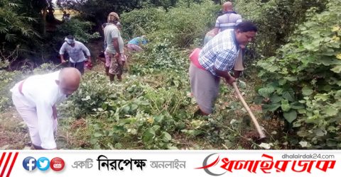 কমলগঞ্জে স্বেচ্ছাশ্রমে শ্মশান ভুমি পরিস্কারঃ যাতায়াতের রাস্তা নির্মাণের দাবী