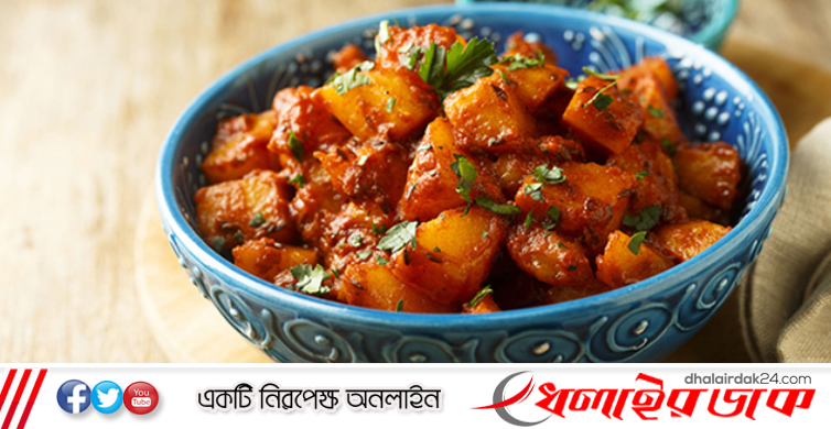 পূজায় সাধারণ আলু দিয়ে তৈরি করুন অসাধারণ রেসিপি