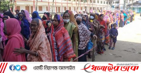 ৮৩৫ ইউপিতে শান্তিপূর্ণ ভোটগ্রহণ চলছে