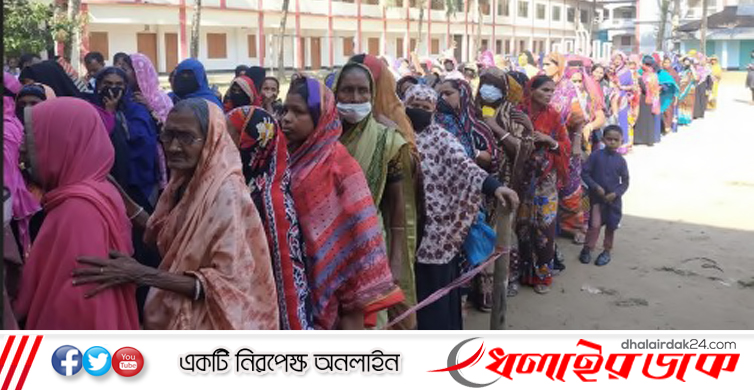 ৮৩৫ ইউপিতে শান্তিপূর্ণ ভোটগ্রহণ চলছে