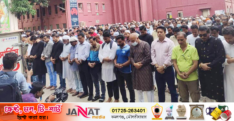 এফডিসিতে গাজী মাজহারুল আনোয়ারের প্রথম জানাজা সম্পন্ন