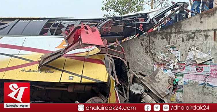 ইমাদ পরিবহনের মালিককে আসামি করে মামলা