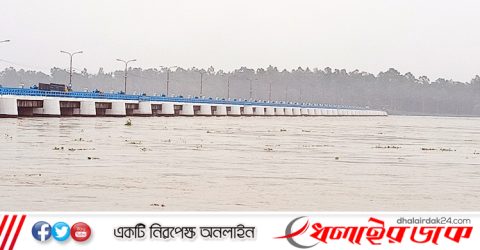 তিস্তায় পানি বেড়ে বিপৎসীমা ছুঁই ছুঁই