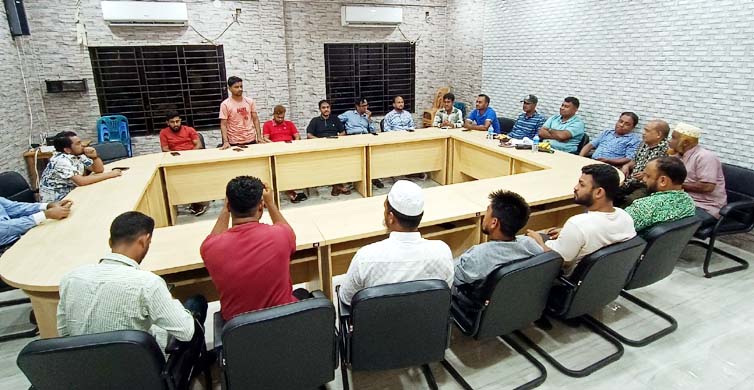 কমলগঞ্জ থানার নবাগত ওসির সঙ্গে সাংবাদিকদের মতবিনিময়