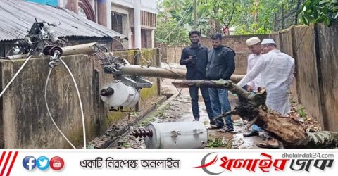 কমলগঞ্জে কালবৈশাখি ঝড়ে বিদ্যুতের খুঁটি ভেঙ্গে ৩টি ট্রান্সফরমার ক্ষতিগ্রস্ত