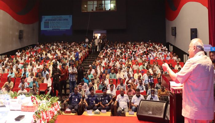 মৌলভীবাজারে আইন-শৃঙ্খলা ও মাদক নিয়ন্ত্রণ বিষয়ে মতবিনিময়